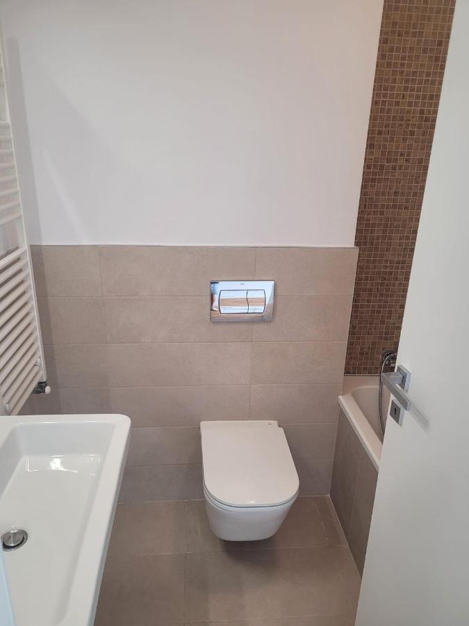 Apartment In Bucharest, Baneasa Green Area 외부 사진